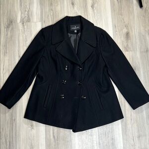 London Fog Women's Elegant Black Peacoat